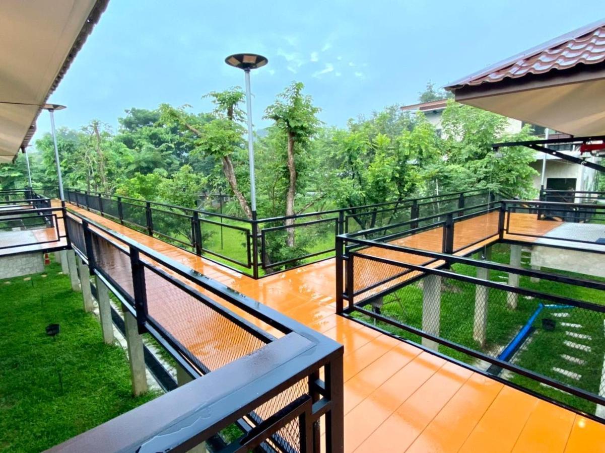 บ้านต้นไม้โฮมสเตย์อุทัยธานี Экстерьер фото