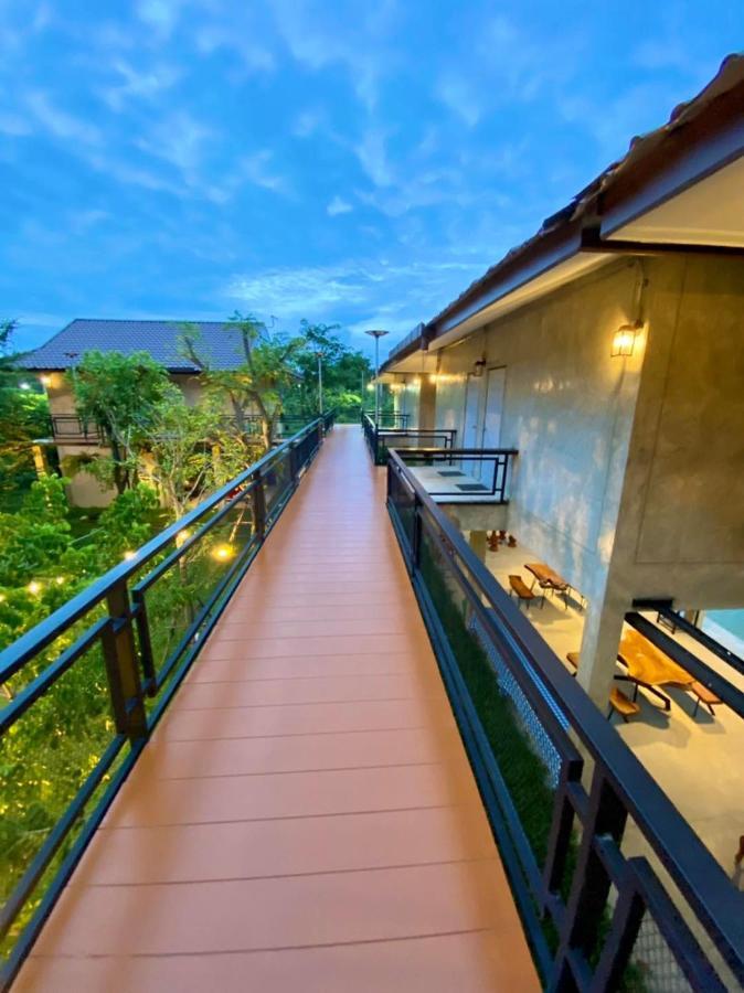 บ้านต้นไม้โฮมสเตย์อุทัยธานี Экстерьер фото